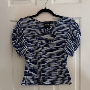 Mauve Blue and White Zebra Puff Sleeve Crop Top
